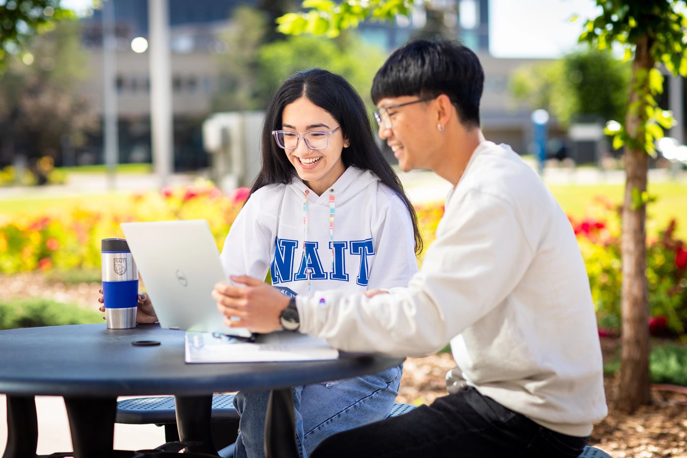 mentorship students sitting outside